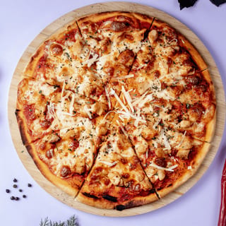 Butter Chicken Pizza