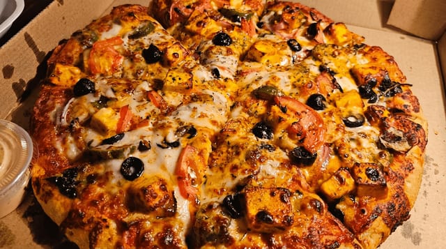 Gluten-Free Paneer Pizza.