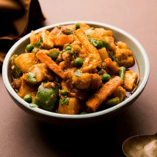 Mixed Veggie + Rice + 1 Soft Drink