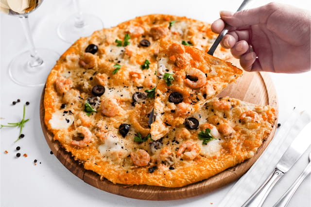 Special Shrimp Pizza.