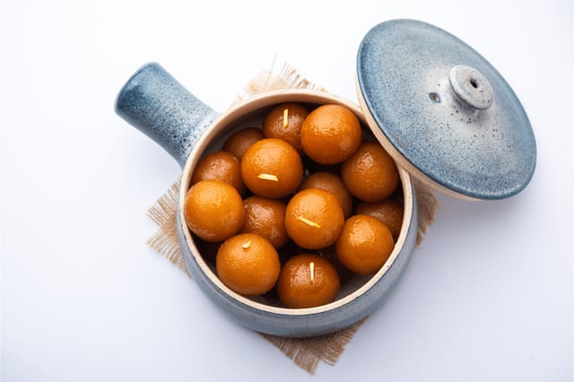 Gulab Jamun (2 Pcs).